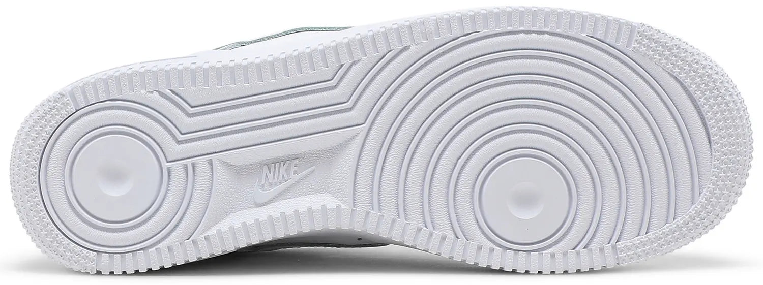 Nike Air Force 1 Low LE Triple White (GS)