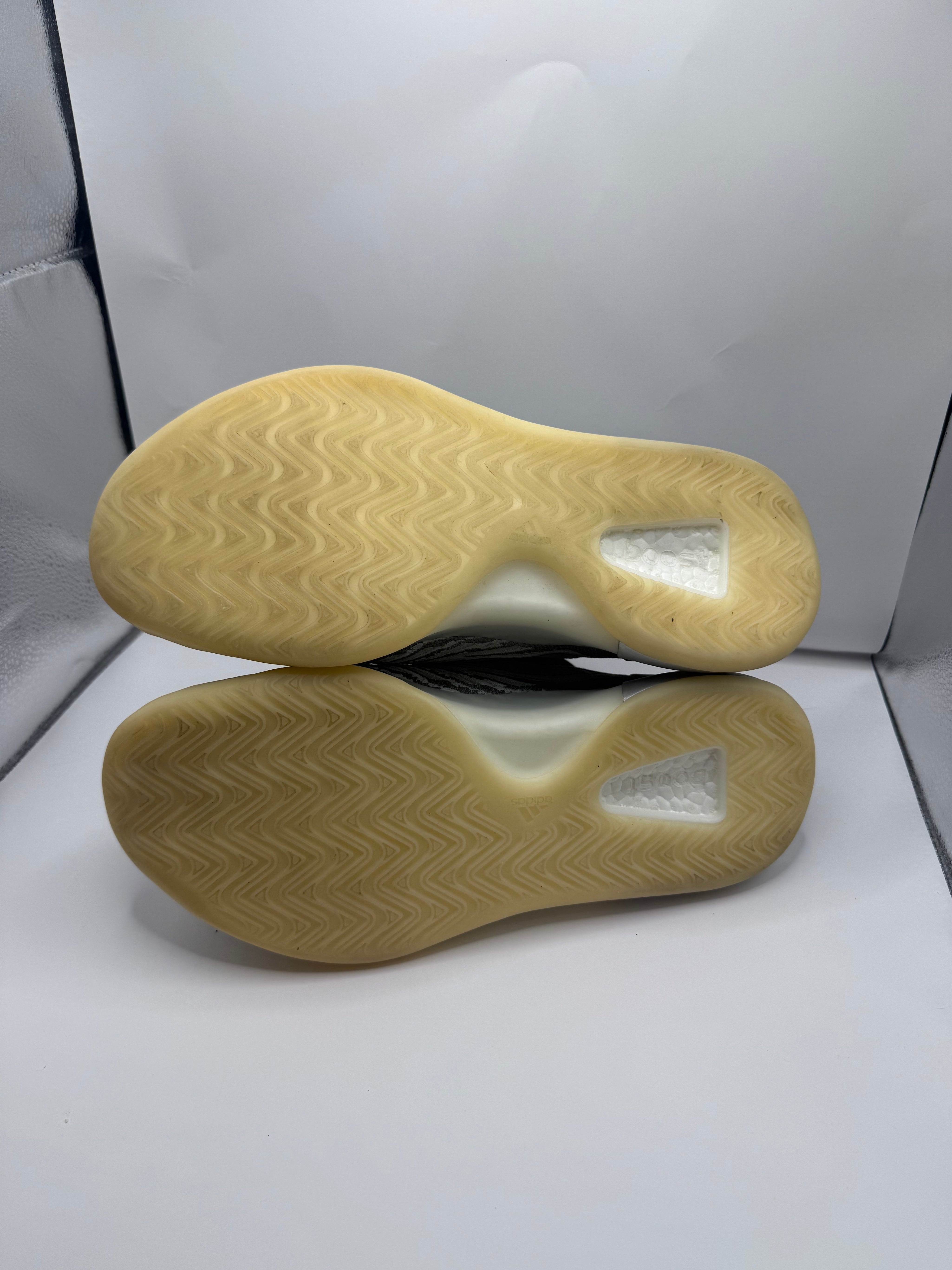 Adidas Yeezy QNTM Lifestyle Model (USED) - Size 11