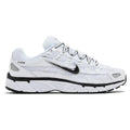 Nike P-6000 Blanc Argent Métallique Noir